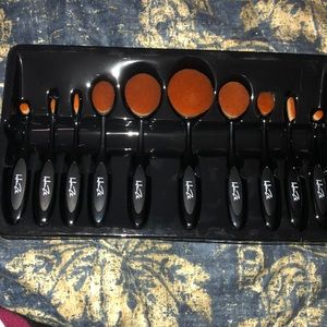 10pc Oval Makeup Brush Set